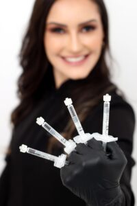 美容皮膚科で働く看護師の志望動機は何ですか？