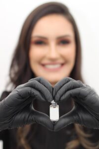 美容外科と美容皮膚科の看護師の違いは何ですか？