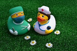 看護師と美容外科の年収を比較するとどれくらいの差があるのか？